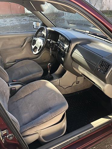Volkswagen: Volkswagen Vento: 1993 г., 2 л, Механика, Бензин, Седан — 9