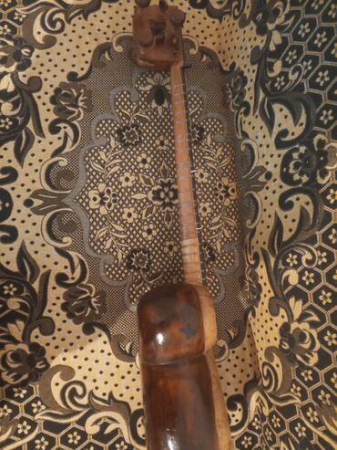 Tar: Tar uçebnidir üzü simləri ve tacı deyişlmelidir 100 manatadır isdeyen — 3