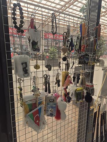 hal hazırda: Hazır biznes – Avto aksesuar mağazası (AvtoHOME) Yerləşmə: - Abşeron — 6