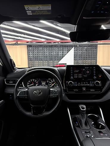 Toyota: Toyota Highlander: 2021 г., 3.5 л, Автомат, Бензин, Кроссовер — 5