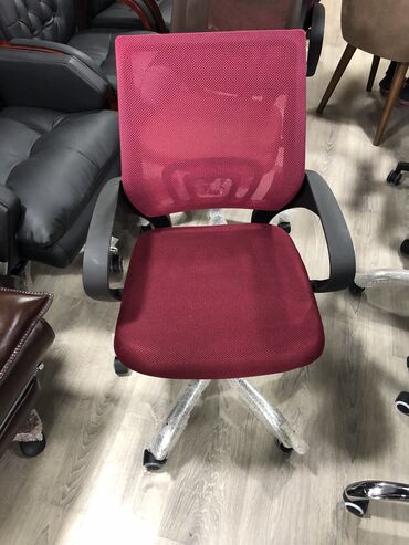 офисное кресло: Новый