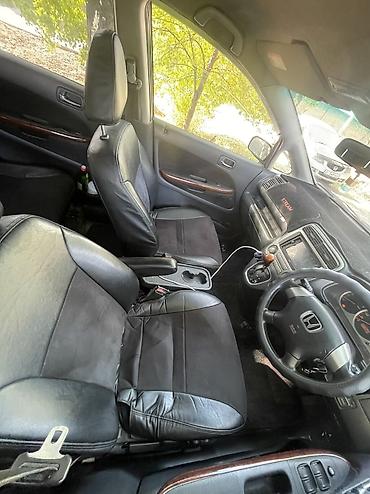 Honda: Honda Stream: 2002 г., 2 л, Автомат, Бензин, Минивэн — 3