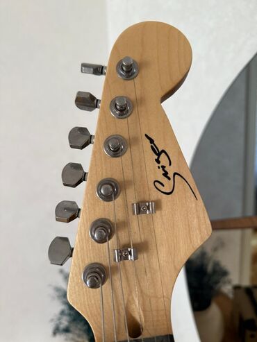 Elektro gitaralar: Yenidir.istifadə olunmayib -da lalafo.az — 6 Elektro gitaralar: Yenidir.istifadə olunmayib — 6