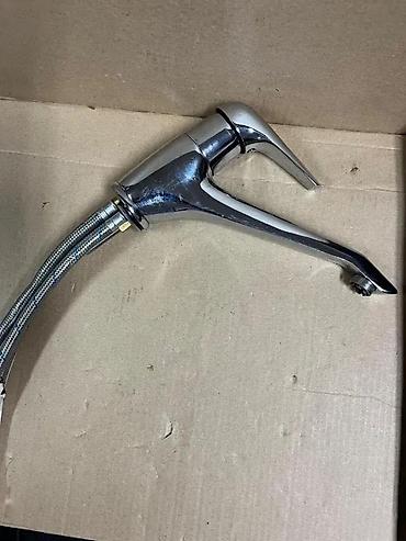 Slavine: Jednoručna kuhinjska slavina – hrom - Materijal: mesing sa hromiranom — 5