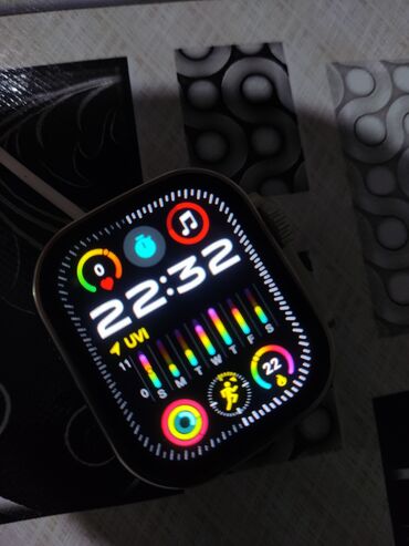 Наручные часы: Smart watch новый работает идеально