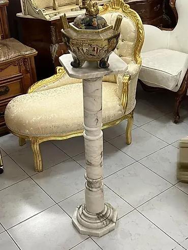 forma ideale komodice: Postament (mermer) postament u odlicnom stanju visina 94.5 cm 25 x 25 — 8