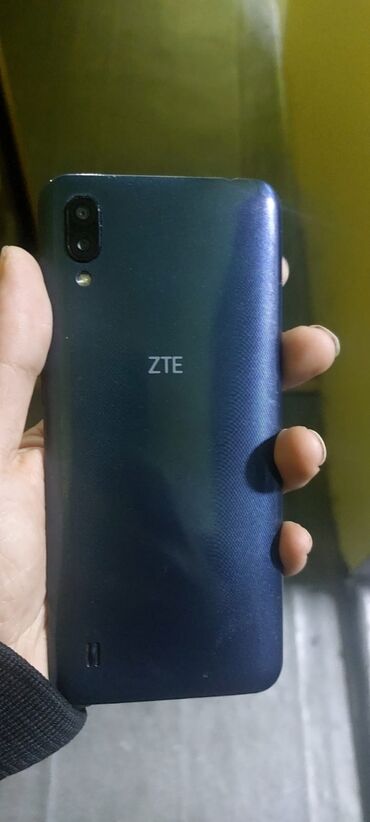 ayfon s 4: ZTE Blade A5, 32 GB, İki sim kartlı, Face ID