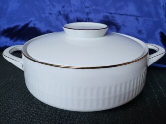 Činije: Corbaluk 1god.Bavaria Scherzer porcelan. Coraluk je perfektan,sva na na lalafo.rs — 2 Činije: Corbaluk 1god.Bavaria Scherzer porcelan. Coraluk je perfektan,sva na — 2