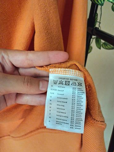 up watch: Narıncı rəng zip up. bədənə oturan modeldir. XS/S ölçüyə uyğundur. Heç — 7