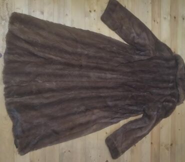 Alt paltarı: Karolina marka xəz palto - Material: SAGA MINK – Royal Boyn seriyası