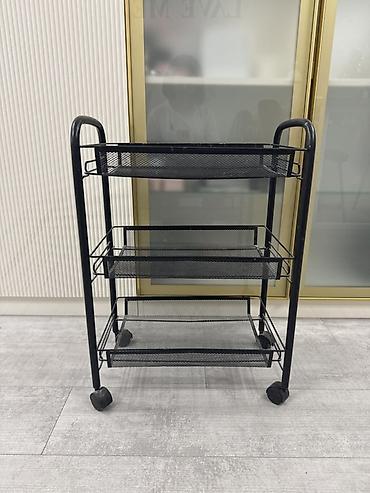 iskaflar: Metal meshli 3 mərtəbəli servis/saxlama arabası - Material: tozboya — 2