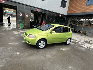 Chevrolet: Chevrolet Aveo: 2004 г., 1.4 л, Механика, Бензин