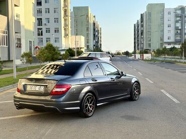 Mercedes-Benz: Mercedes-Benz C-Class: 1.8 l | 2014 il Sedan — 3