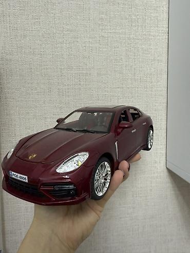 İncəsənət və kolleksiyalar: Porsche Panamera metal kolleksiya modeli .Super toystan alinib -20 — 1