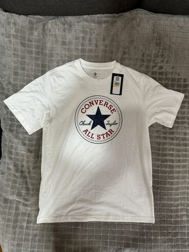 na jedno rame: Converse majice u S,M veličini, NOVO SA ETIKETOM