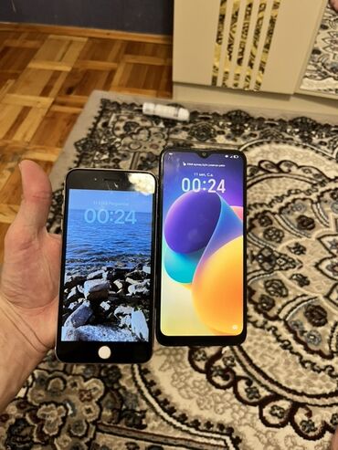 Вилки: IPhone 8 Plus, Черный, Отпечаток пальца