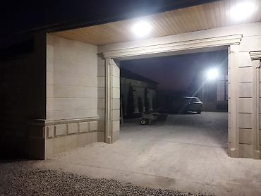 Plitə işləri: Keramik plitə döşənməsi və kafel-metlax işləri Xidmət təsviri: - — 24