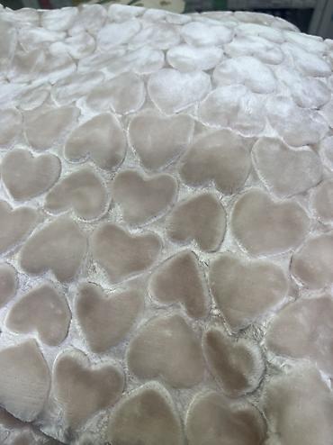 Шарфы, палантины: Пастельное белье Полатенца Одеяло Пледы Падушки Цена договорная в at lalafo.kg — 27 Шарфы, палантины: Пастельное белье Полатенца Одеяло Пледы Падушки Цена договорная в — 27