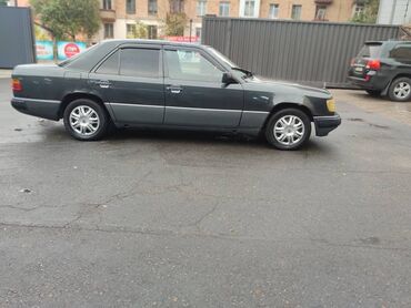 Mercedes-Benz: Mercedes-Benz W124: 1989 г., 2.3 л, Механика, Бензин, Седан