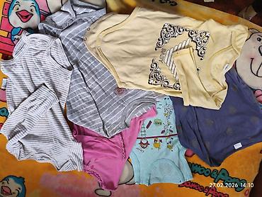 Другая женская одежда: Набор одежды (женская и детская ая) в нейтральных тонах: детские вещи at lalafo.kg — 29 Другая женская одежда: Набор одежды (женская и детская ая) в нейтральных тонах: детские вещи — 29