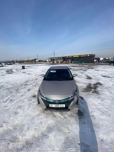 Toyota: Toyota Prius: 2018 г., 1.8 л, Робот, Электромобиль, Хэтчбэк