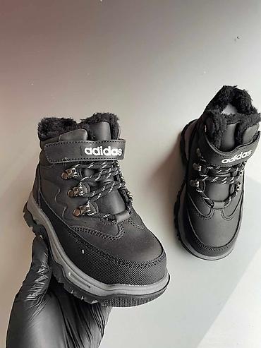 Čizme: Adidas čizme duboke dečije cipele NOVO Novo Brojevi 25 do 36 fb — 12