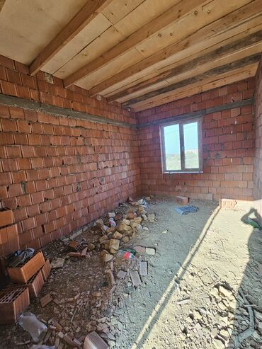 Həyət evləri və villaların satışı: 3 otaqlı, 71 kv. m, Kredit var, Təmirsiz — 3