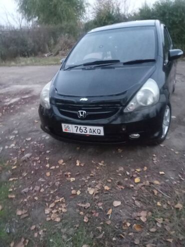 фит 2 поколения: Honda Fit: 2004 г., 1.3 л, Вариатор, Бензин, Хэтчбэк