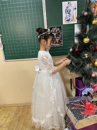 Праздничное детское платье «Снежная принцесса» - Цвет: белый at lalafo.kg Праздничное детское платье «Снежная принцесса» - Цвет: белый