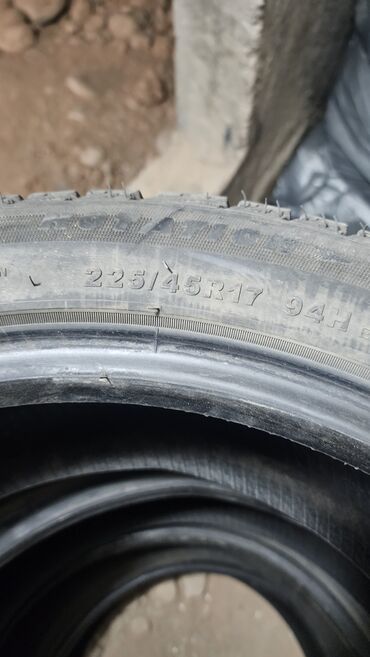 Шины: Продаю комплект зимних шин от производителя Ice Max 225/45 R17