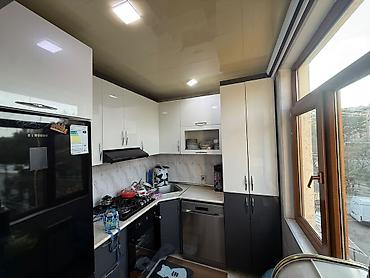 Продажа квартир: Gənçlikdə 3 otaq 4 merrtəbəli binanin 3 çü mərtəbəsində veşləri ilə — 10