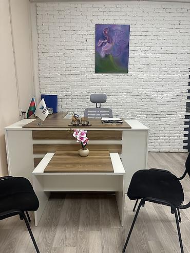 Коммерческая недвижимость: Həftənin müyyən günləri ofis icarəyə verilir. Həftədə 1 gün aylıq 100 — 3