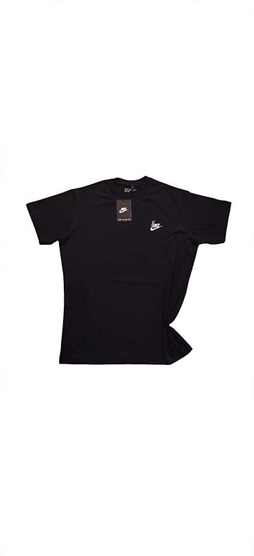 Nike muška majica kratkih rukava – crna - Klasičan kroj sa okruglim na lalafo.rs Nike muška majica kratkih rukava – crna - Klasičan kroj sa okruglim