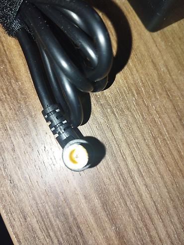 samsung notebook adapter: Teze alinip monitor ucun aldım uyğun gelmedi deye satiram işlenmeyip — 3