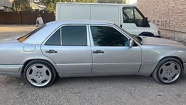 мерс мапог: Mercedes-Benz W124: 1993 г., 3.2 л, Автомат, Седан — 2