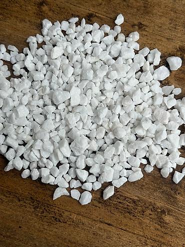 Мраморная крошка: Мраморная крошка, Белый, Декоративная, В тоннах — 11