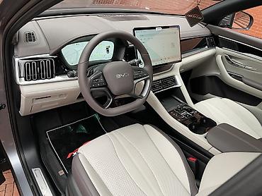 BYD: BYD Song Plus: 2025 г., 0.1 л, Автомат, Электромобиль, Кроссовер — 15