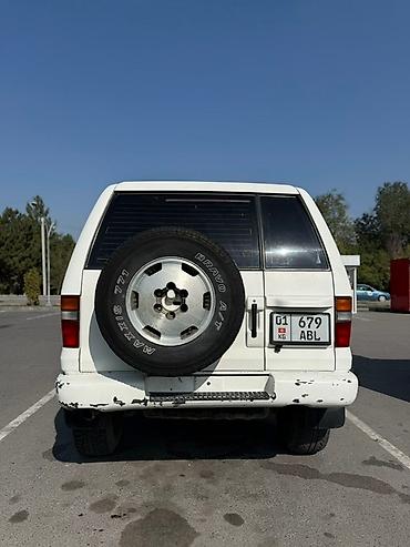 мотор на мотоцыкл: Isuzu Bighorn: 1995 г., Дизель, Внедорожник — 3