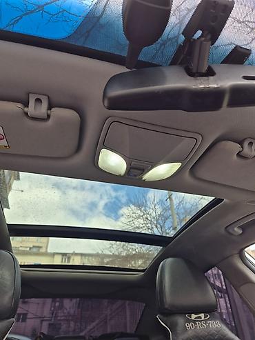 i40: Hyundai i40: 2 l | 2012 il Sedan — 10