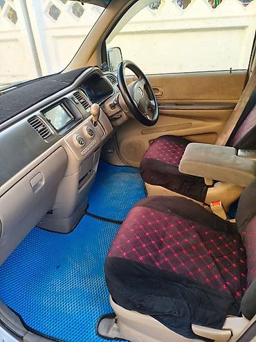 бампер на степвагон: Honda Stepwgn: 2001 г., 2 л, Автомат, Бензин, Минивэн — 7