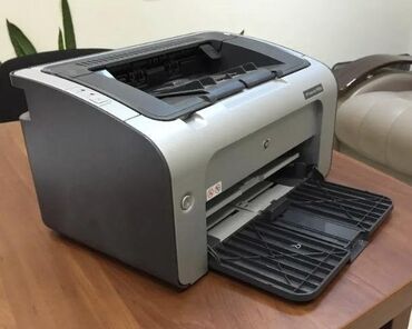 Принтеры: Продаю принтер hp 1006 почти новый в отличном состоянии не