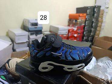 Patike: Akcija
2850 din — 20