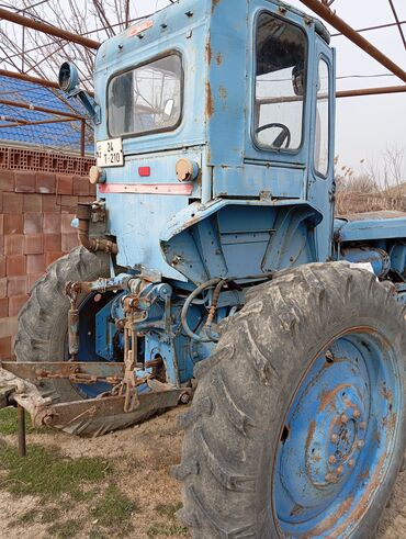 Kommersiya nəqliyyat vasitələri: Traktor motor 4.4 l, İşlənmiş