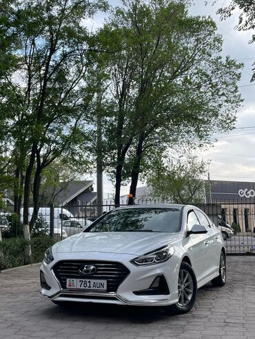 Hyundai: Hyundai Sonata: 2018 г., 2 л, Типтроник, Газ, Седан