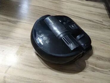 Robot usisivači: Nemam bazu I punjac. Prodaje se kao neispitan na lalafo.rs — 7 Robot usisivači: Nemam bazu I punjac. Prodaje se kao neispitan — 7