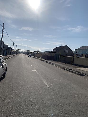 Продажа коттеджей и домов: Продается дом 80 кв/м 4 сотки, имеется вода, свет, канализация — 7