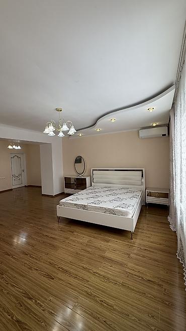 Продажа коттеджей и домов: 🏡 Продаётся просторный дом с классическим интерьером 📍 Локация: ж/м — 16