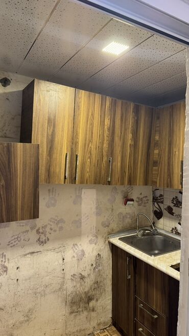 Divan və kreslo dəstləri: Mətbəx mebel dəsti - Material: taxta teksturalı laminat səthli şkaf