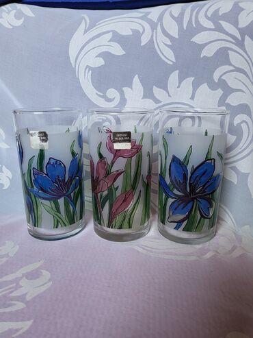 Čaše: Case nove,nemacke univerzalne 70,80te. Velike case,sve na njima — 2