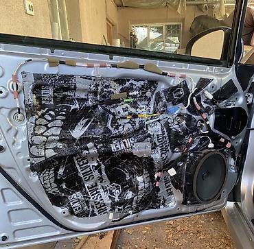 Toyota: Toyota Prius: 2014 г. — 19